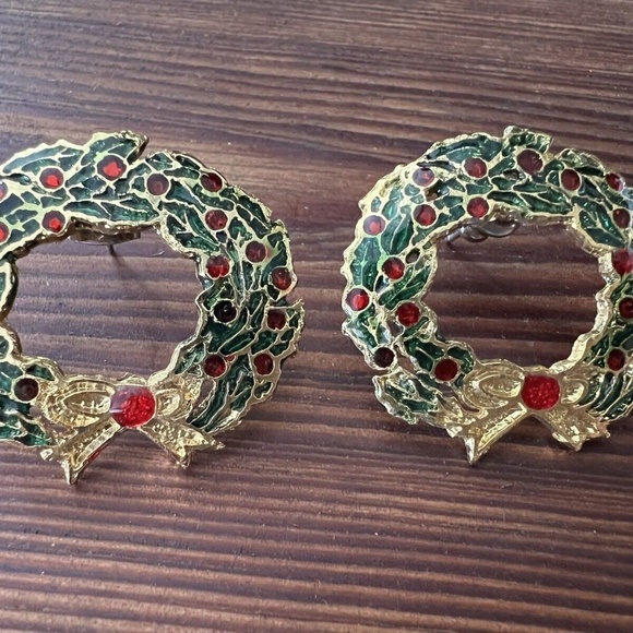 Gold Tone Stud Earrings Candy Canes Bow And Red & Green Wreath Christmas Holiday - Picture 2 of 10